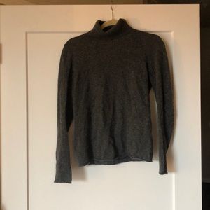Philosophy Cashmere by Republic Sweater Size M